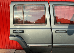 Jeep commander xh xk drzwi prawy tył oryginał ładne 2