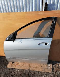 MERCEDES R 251 drzwi lewe srebrne 775 Przednie przód prawe 1