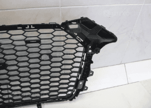 Audi R8 grill atrapa chłodnicy maskownica 8