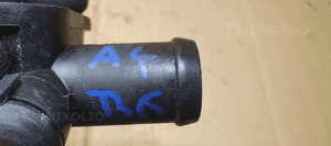 Króciec wody płynu Audi A4 B6 06B121133D 7