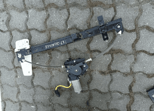 podnośnik szyby cherokee wj lewy przód