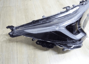 Lampa prawa corolla E21 xii full led 81110-02x10 4