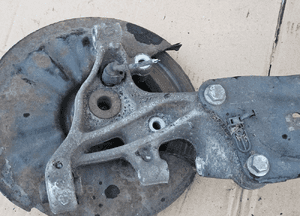 VW  Passat B8 wahacz piasta tył tylny  lewy  kombi 4