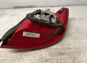 Mercedes c-klasa W204 lampa lewy tył 9