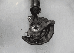 MCPERSON MCPHERSON PRAWY ZWROTNICA TOYOTA VERSO S 3