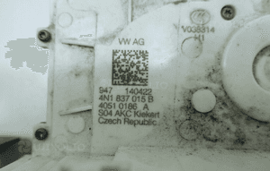 Zamek drzwi lewy przód audi A8 D5 4N 4N1837015B 4