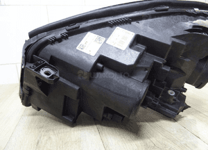 A1569063800 lampa PRAWY PRZOD MERCEDES GLA 8