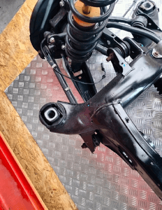 BMW X3 F25 TYLNE ZAWIESZENIE PRAWE LEWE KPL 9