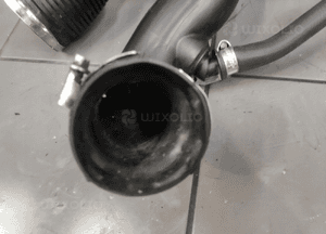 Jaguar xf X250 3.0D rura dolot gumowy przewód intercoolera zdrowa 4