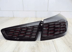 Lampa prawa tył xceed iii lift gt-line 92402-J7800 1