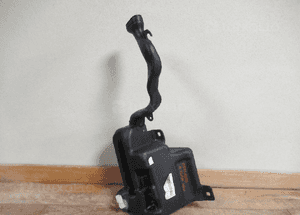 ZBIORNICZEK SPRYSKIWACZY MERCEDES B-KLASA W246 2011- 1