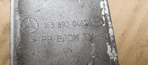 Listwa drzwi prawy tył tylna prawa Mercedes ML W163 1636900462 5