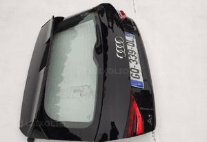 Klapa tył tylna pokrywa bagażnika szyba audi A1 ii 82A 2018-2024 3