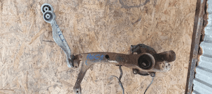 Zwrotnica piasta lewy przód przednia lewa Audi A6 C5 2.5 TDI 8D0407257AE 4