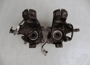 Zwrotnica piasta lewa przód ford mondeo MK2 1,8i 2,0i abs 1