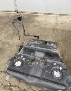 Mercedes CL 216  S 221 zbiornik  pompa paliwa zbiornika  benzyna 2