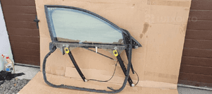 Mechanizm ramka drzwi prawy przód Audi A6 C6 1