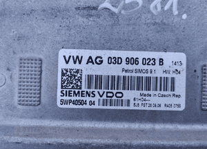 Sterownik silnika komputer vw fox polo 9N 1.2 b 03D906023B 2