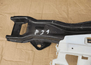 Pas tył tylny wzmocnienie bmw F31 4