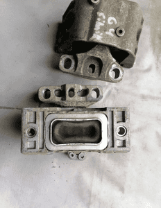 Poduszka silnika Vw Golf 4 Audi A3 8L 1J0199262 2