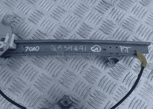 Podnośnik szyby prawy tył  402190A  nissan qashqai radom 4
