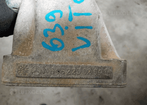 Łapa silnika wzmocnienie Mercedes Vito 639 2.2 CDI A6462230204 8