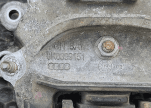 Łapa Podpora Skrzyni Biegow Mocowanie Poduszka Wspornik Audi A4 B8 A5 21