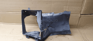 Wlot dolot kierownica powietrza lewa Skoda Superb I 3U0121467B 1