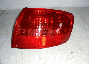 Lampa prawy tyl audi A6 C6 kombi avant europa 1
