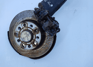 PIASTA LEWA TYŁ TYLNA WAHACZ ZAWIESZENIE ZACISK AUDI A3 8V SEDAN 2013-2019 3