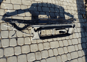 Volvo S80 I pas przedni wzmocnienie gorne 02 2