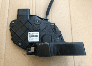 Zamek drzwi przedni lewy Europa LHD Land Rover Discovery 3 III / Range Rover Sport 1