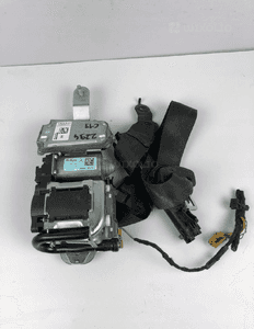 PAS BEZPIECZEŃSTWA PRAWY MERCEDES E W212 1