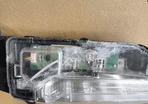 Halogen lewy przedni drl led kierunkowskaz toyota yaris cross 21- 2
