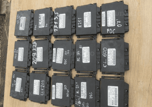 MERCEDES clk c e slk ml gl r e cls moduł PDC - różne numery 1