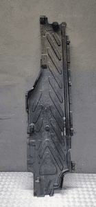 Mercedes W205 osłona podwozia prawa A2056842000 1