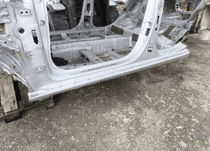 Opel insignia b ćwiartka lewa próg słupek a i b 1