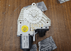 Silniczek Sterownik 8K0959801 8K0959802 8K0959811 8K0959812 Moduł Szyby Mechanizm Podnoszenia Przod Tyl Audi A4 B8 A5 Sedan Kombi 22