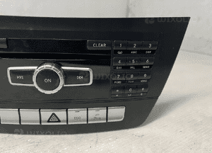 Radio czytnik nawigacja navi mercedes W204 A2049003914 4