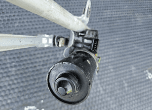 Mechanizm 1J1955023A 1J1955113A Wycieraczek Przedni Przod Silniczek Silnik Europa VW Golf IV 4 30