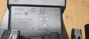 Ramka osłona obudowa licznika Citroen C5 III 9682386677 9