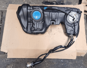 BMW F30 F31 BAK ZBIORNIK POMPKA PALIWA 7326874 8