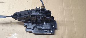 Zamek drzwi lewy przód przedni lewy Mercedes GL X166 W166 A0997200935 5
