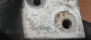 Zawias prawy tył tylny górny dolny para VW Touareg 7L0833402 5