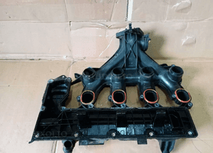 Kolektor ssący pokrywa zaworów Citroen C5 III 2.0 HDI 9662688980 3