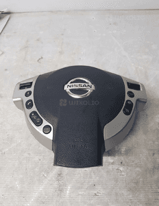 Poduszka airbag kierownicy nissan navara 2