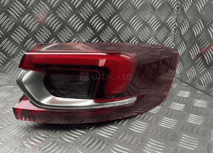 Opel insignia b komplt lamp tylnych tył 39099122 39099123 39107540 39107541 2