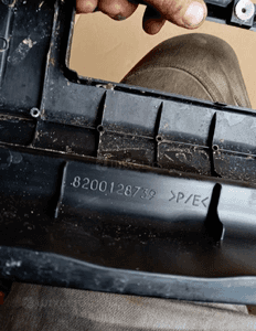 Osłona pasa tylnego bagażnika Renault Megane II CC 8200128739 3