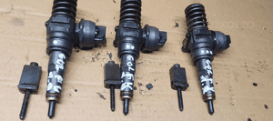 Pompowtryskiwacz wtryskiwacz wtrysk VW Golf V Plus 1.9 TDI 038130073AG 8