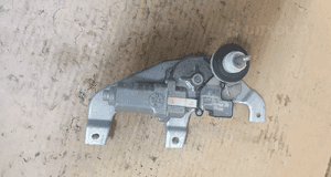 SUZUKI SWIFT II 1.5B SILNICZEK WYCIERACZKI 2